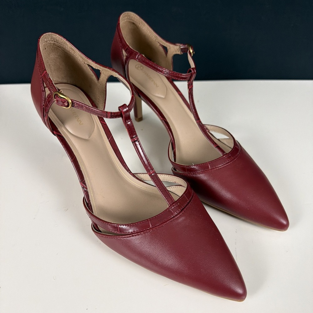 Giani Bernini Women's Ammelia Pointed Toe T-Strap Pumps Size 8 Burgundy
